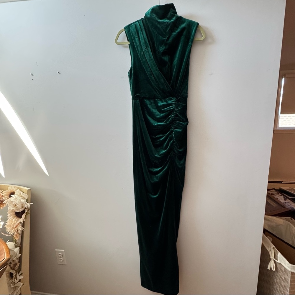 Lulus Elegant Green Velvet Evening Dress